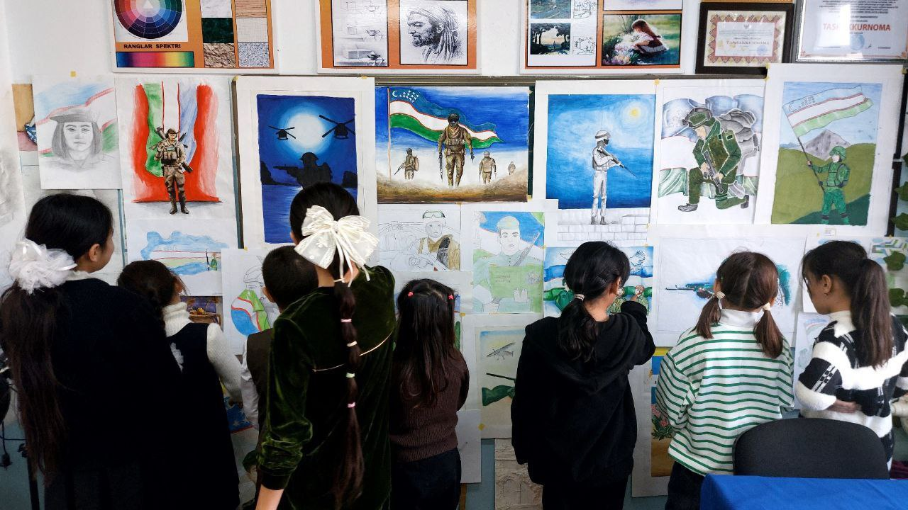 Tasviriy san’at sinfida ko‘rgazma va mahorat soati