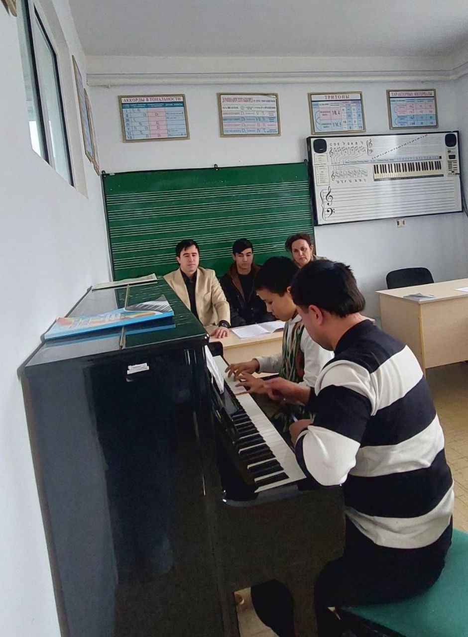Umumiy fortepiano fanidan ochiq dars